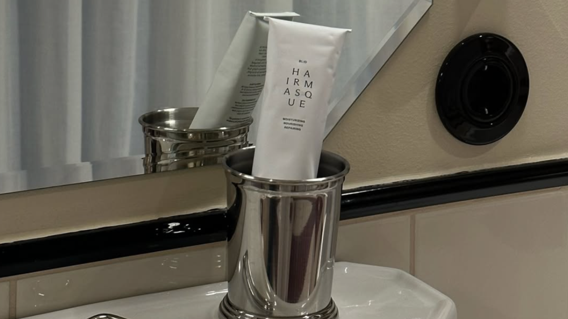 Hårbørste med vildsvinehår – guide til valg, brug og pleje