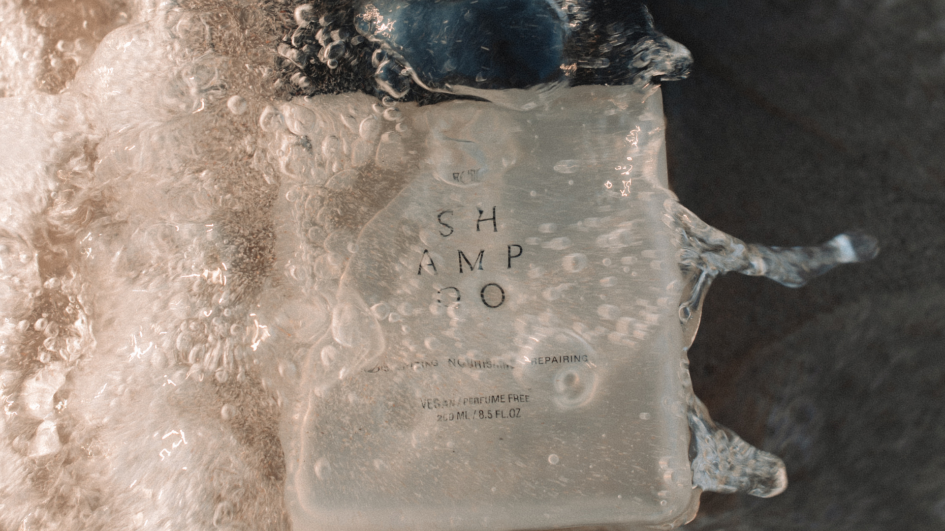 Parfumefri shampoo til sart hovedbund – tips og nem rutine